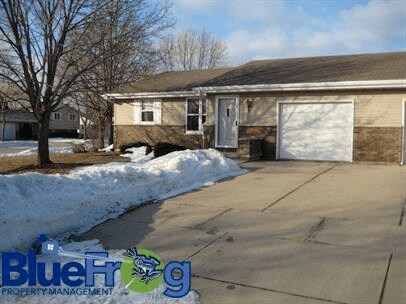 Primary Photo - 842 Aphrodite Rd