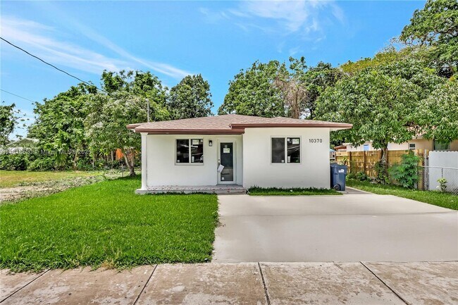 Foto del edificio - 10370 SW 174th Terrace