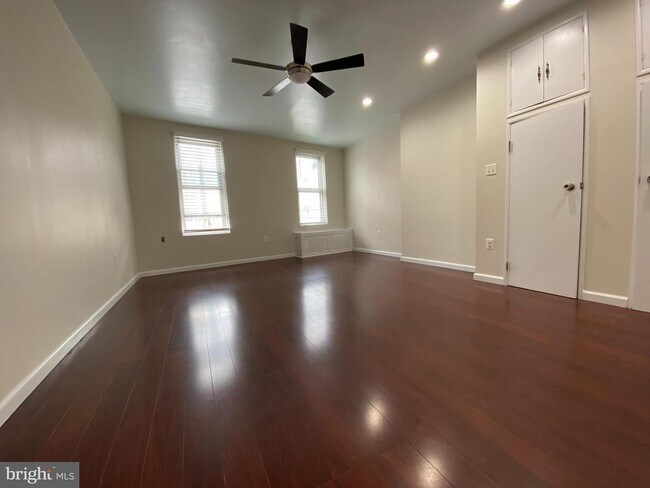 Foto del edificio - 915 S 8th St