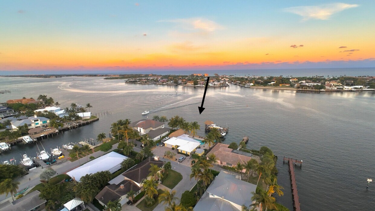 Foto principal - 844 East Dr