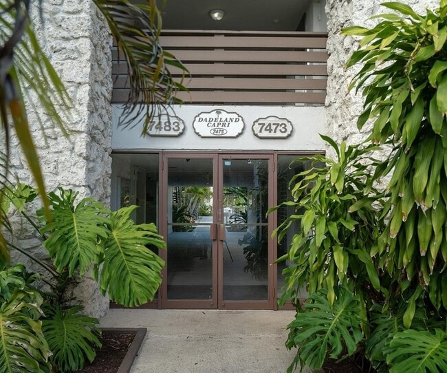 Building Photo - 7473 SW 82nd St
