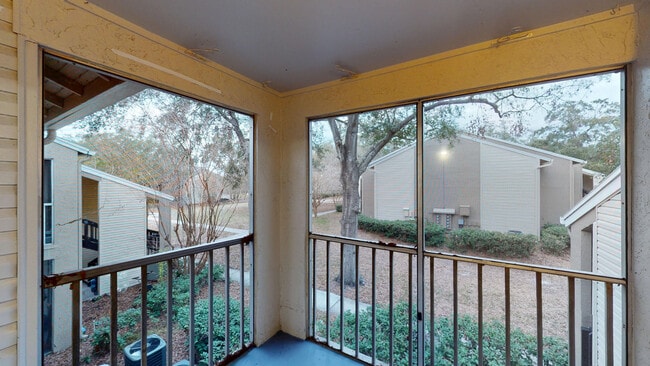 Interior Photo - Lakewood Place