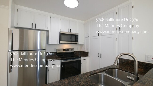 Foto del edificio - 5708 Baltimore Dr