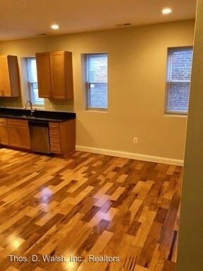 Foto del edificio - 1319 Park Rd NW