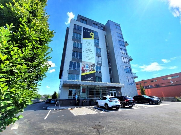 Foto principal - 9 Medford St