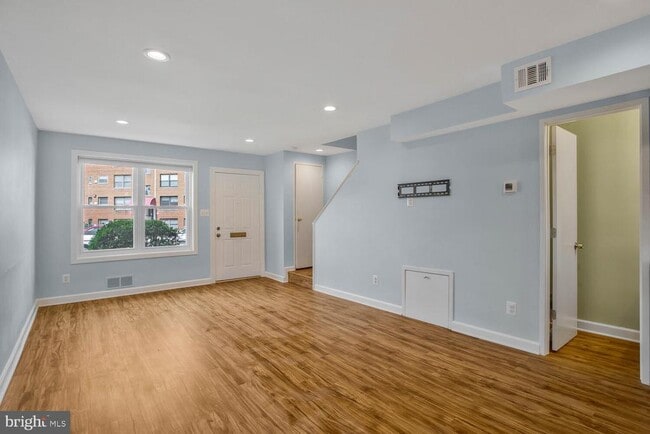 Building Photo - 3605 Edison St