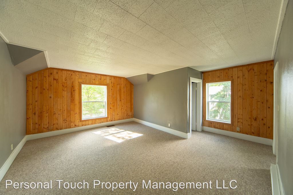 331 Langer Ave N, Casselton, ND 58012 Apartment for Rent in Casselton