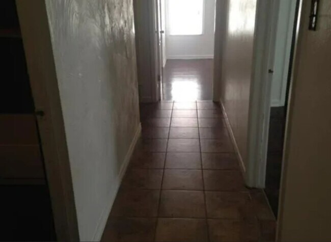 Foto del edificio - 4400 Jennifer Ct