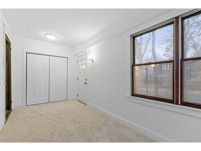 Building Photo - 1826 Franklin Ave SE