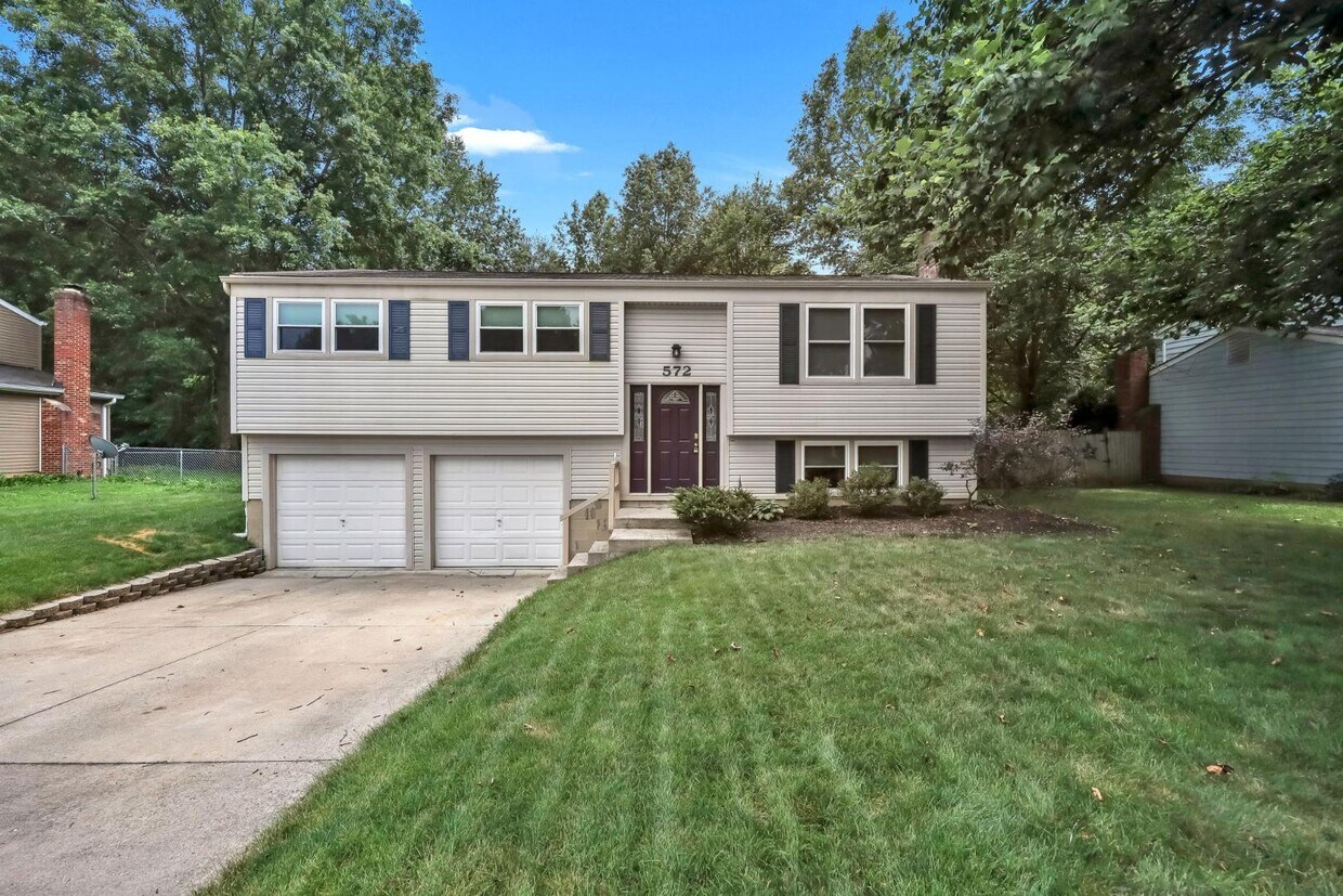 Foto principal - 572 Sycamore Dr