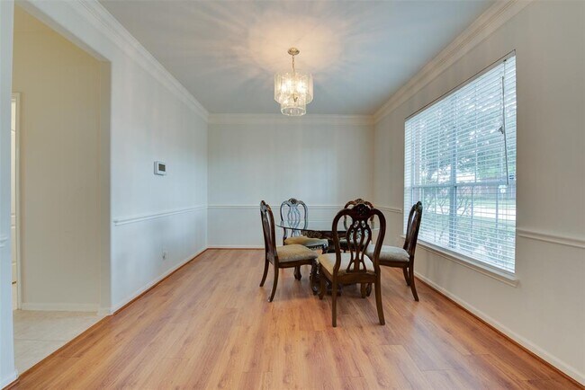 Foto del edificio - 18715 Amesbury Manor Ln