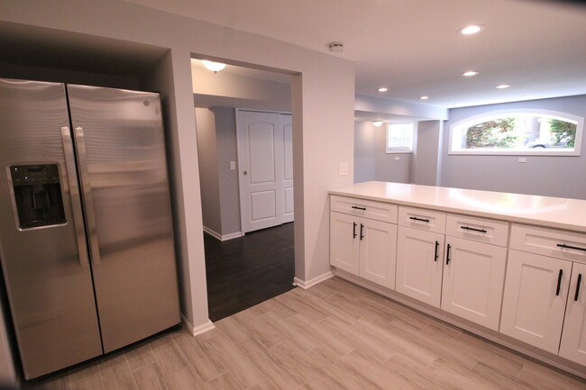 Foto del edificio - 6210 N Talman Ave