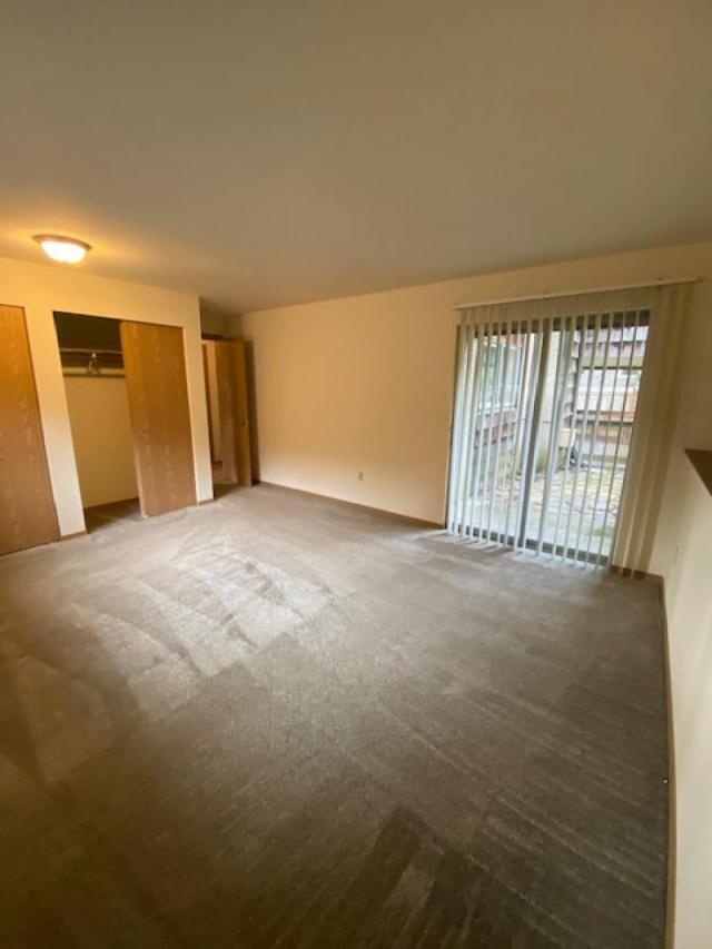 Building Photo - 2 bedroom in Seattle WA 98116