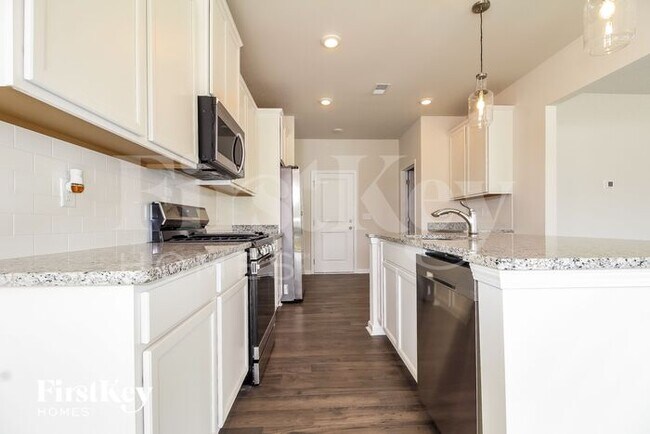 Foto del edificio - 304 Ashborne Ln