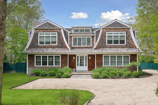 Building Photo - 201 Roses Grove Rd