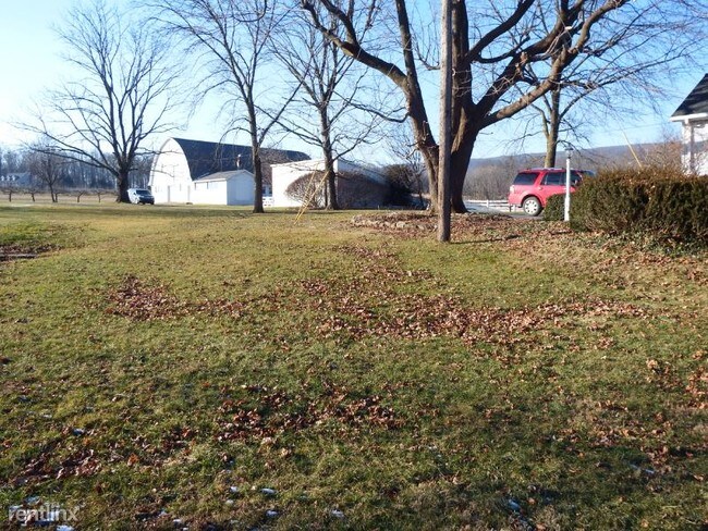 Building Photo - 4 br, 2 bath House - 631 Airport Rd