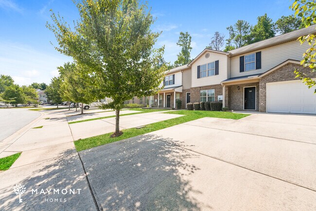 Building Photo - Townhome in McDonough, GA