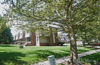 Building Photo - 595 Auten Rd