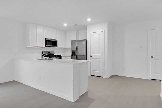 Building Photo - 9315 Speckled Trout Dr