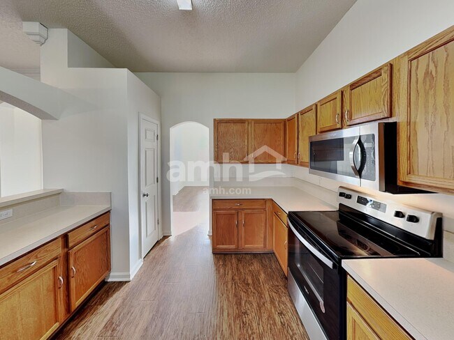 Building Photo - 12690 Richfield Blvd
