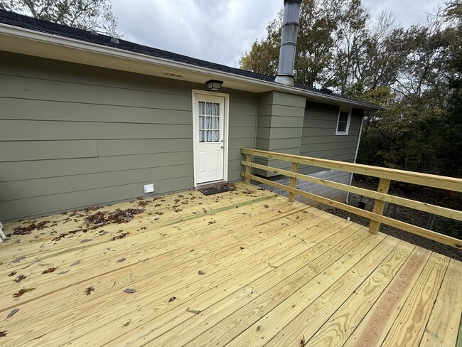 Building Photo - 9073 Almaville Rd