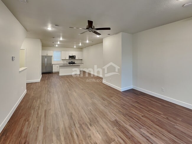 Building Photo - 6018 W Copper Hawk Dr