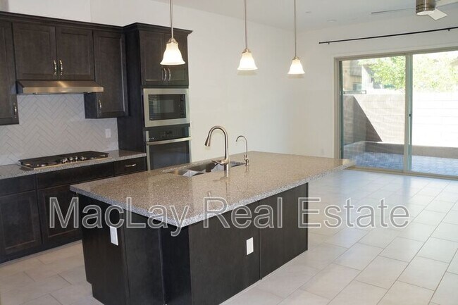 Foto del edificio - 7496 E Via De Luna Via