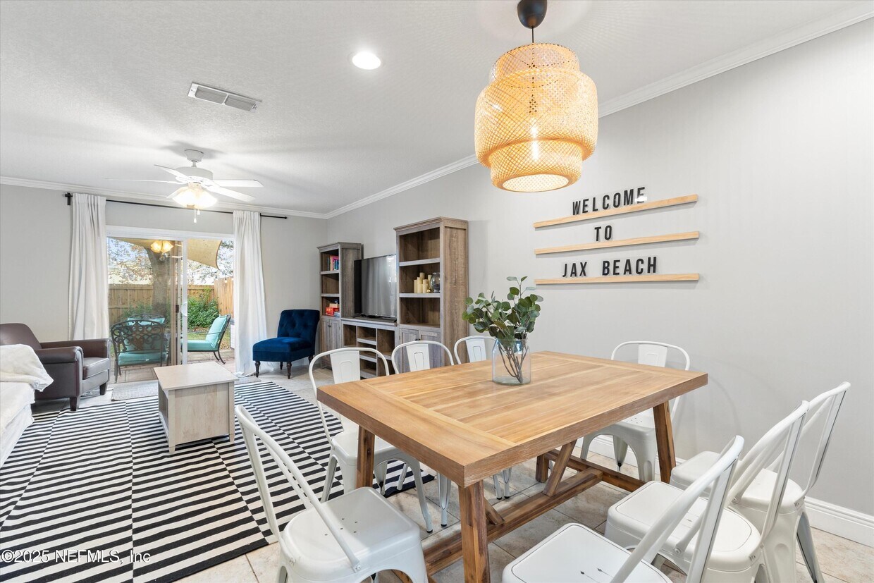 Foto principal - 885 7th Ave S