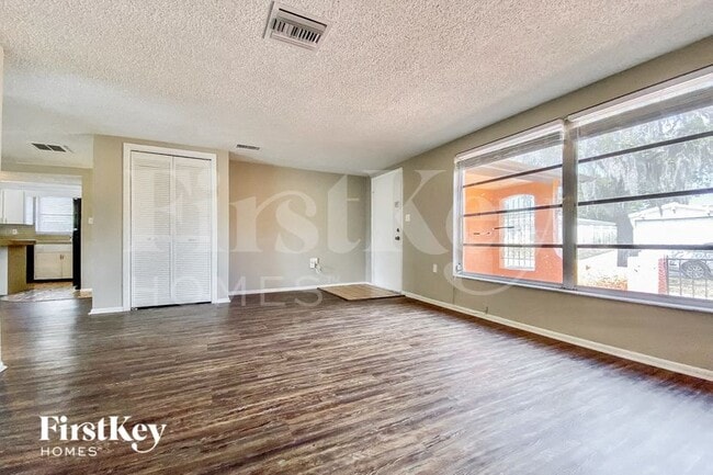 Building Photo - 7820 Chalafonte Dr