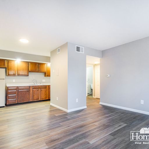 Building Photo - 1267 Kinyon St