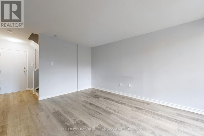Building Photo - 207 MAIN LEVEL - 4064 LAWRENCE Ave