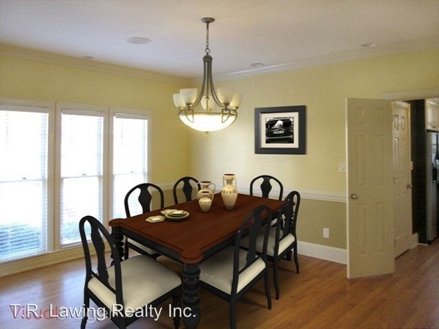 Building Photo - 16300 Autumn Creek Ct