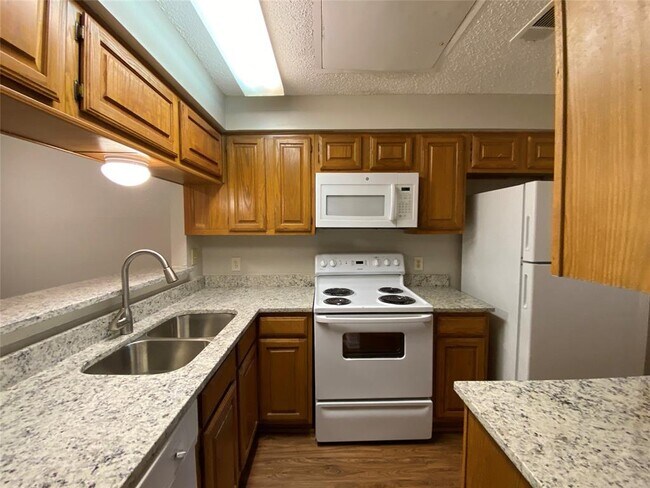 Building Photo - 1445 Weiler Blvd