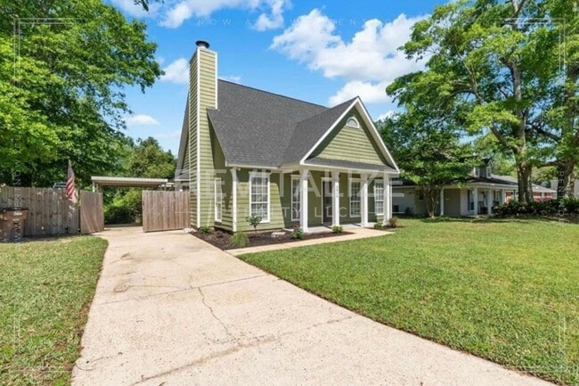 Building Photo - Coming Soon! 3 Bed/2 Bath Home in West Mob...