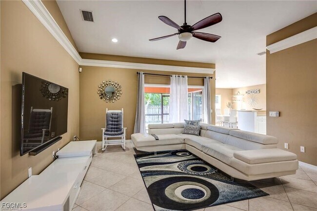 Foto del edificio - 9036 Henry Rd