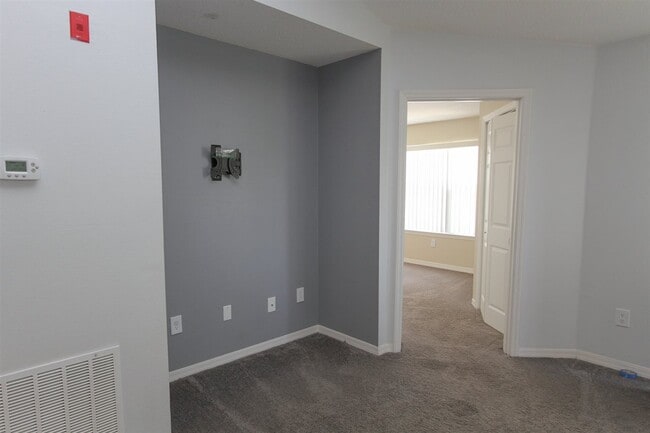 Building Photo - 16202 Harbour Vista Cir