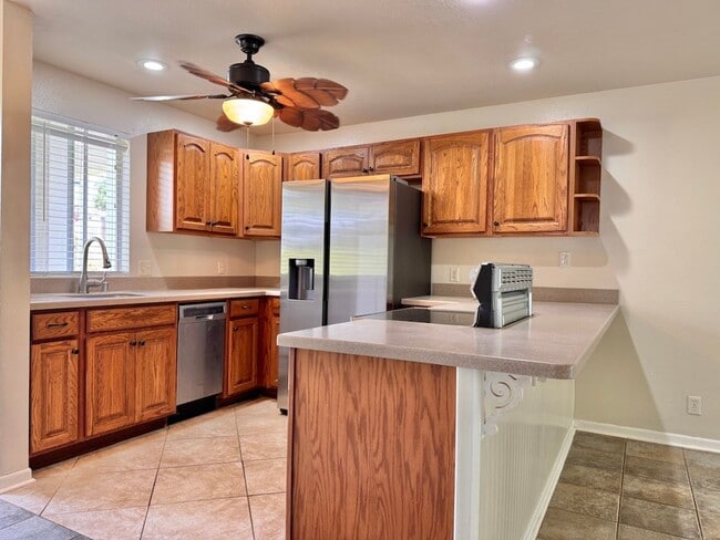 Building Photo - Renovated 2 Bed/2 Bath Downstairs Apartment for Rent in Lihue