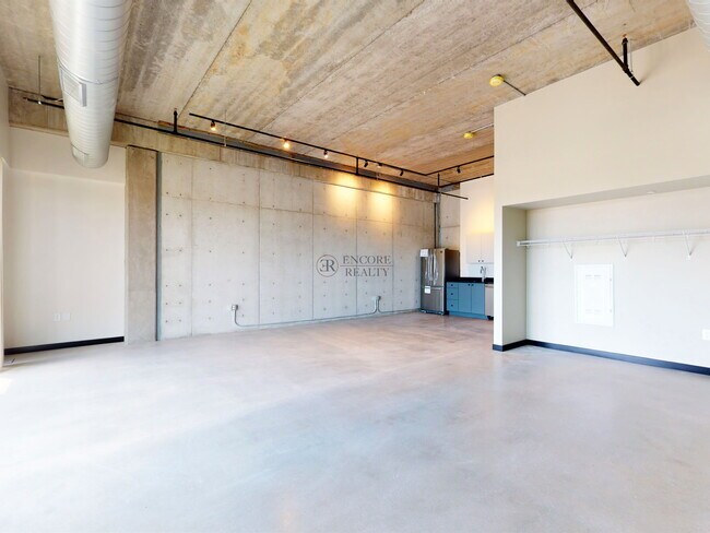 Building Photo - 1060 Broadway