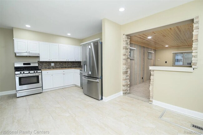 Foto del edificio - 47337 Winthrop St