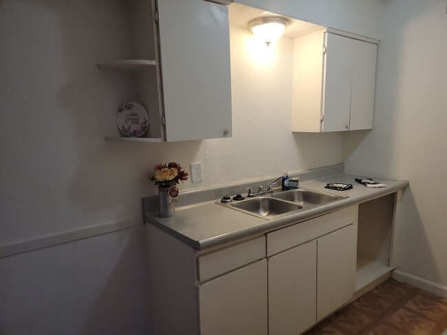 Interior Photo - The Pines Apts