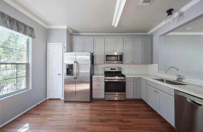 Foto del edificio - 29705 Parliament Hills Dr