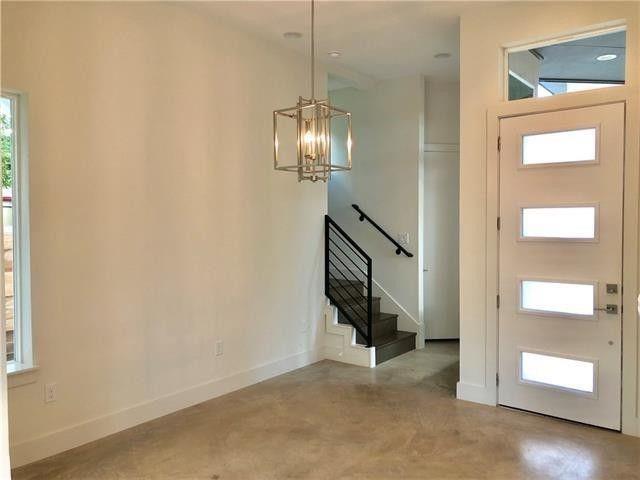 Foto del edificio - 1204 Cometa St