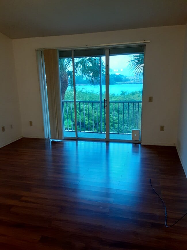Building Photo - 1109 Normandy Trace Rd