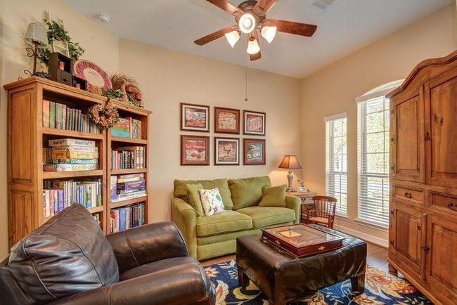 Building Photo - 24026 Willow Rose Dr