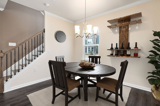 Dining room - 5700 Volos Ave