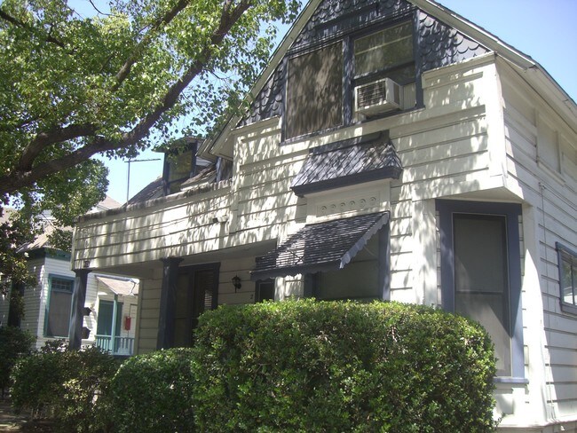 Foto del edificio - 148 S Oakland Ave
