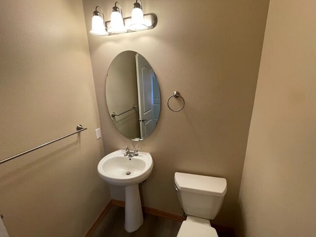 Foto del edificio - 6701 47th Pl NE