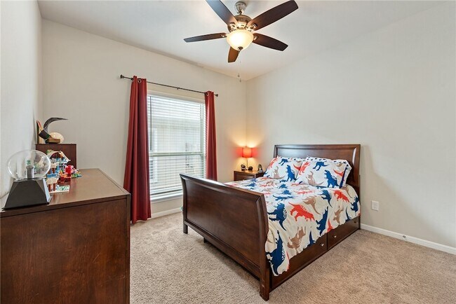 Building Photo - 6308 Southern Cross Dr