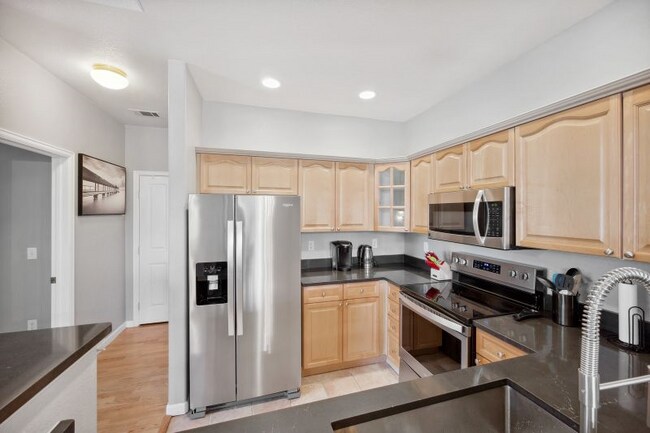 Building Photo - 4054 S Crystal Cir