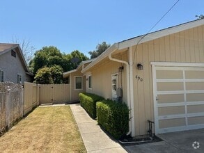 Building Photo - 480-490 San Pedro Ave